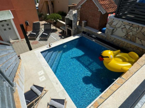Ferienwhg Bilice 2 - Pool beheizt - Fitness - Relax